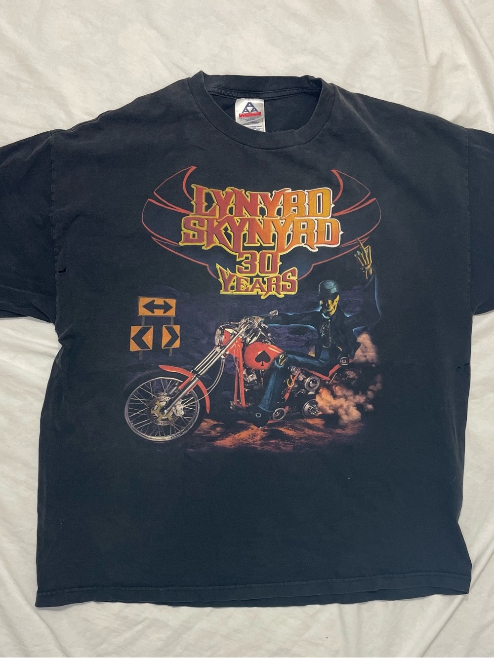 Vintage Lynyrd Skynyrd 2003 the vicious cycle tour band T-shirt size 2XL